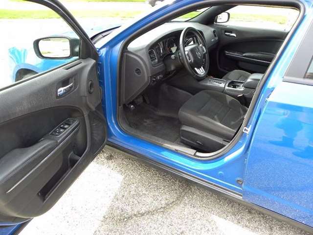 Dodge Charger 2013 photo 8